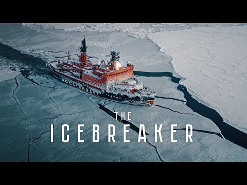 Le plus gros bateau briseur de glace nucléaire mise en scène